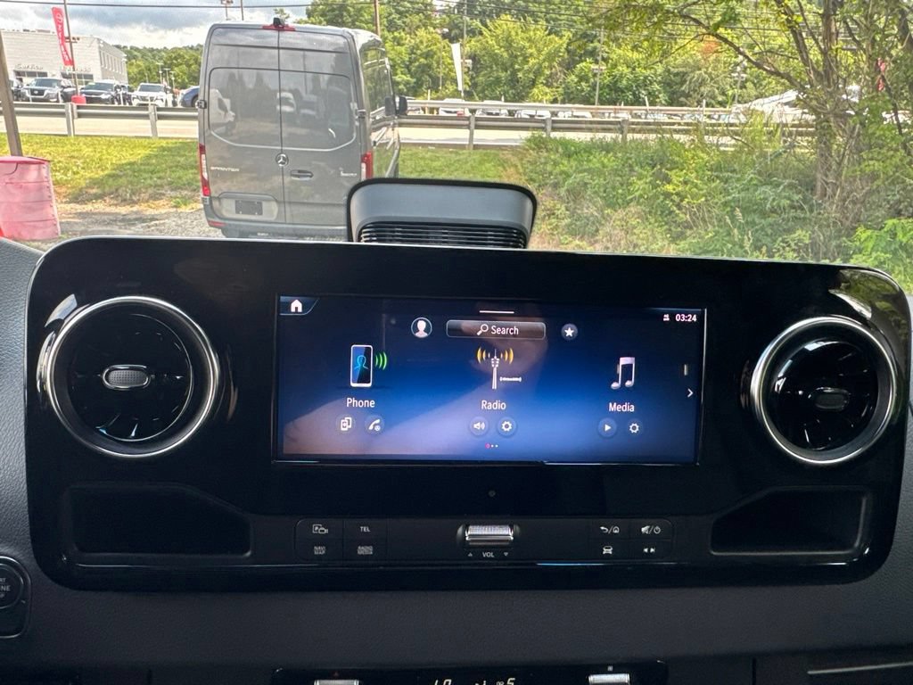 New 2026 Mercedes-Benz Sprinter 2500 image 19