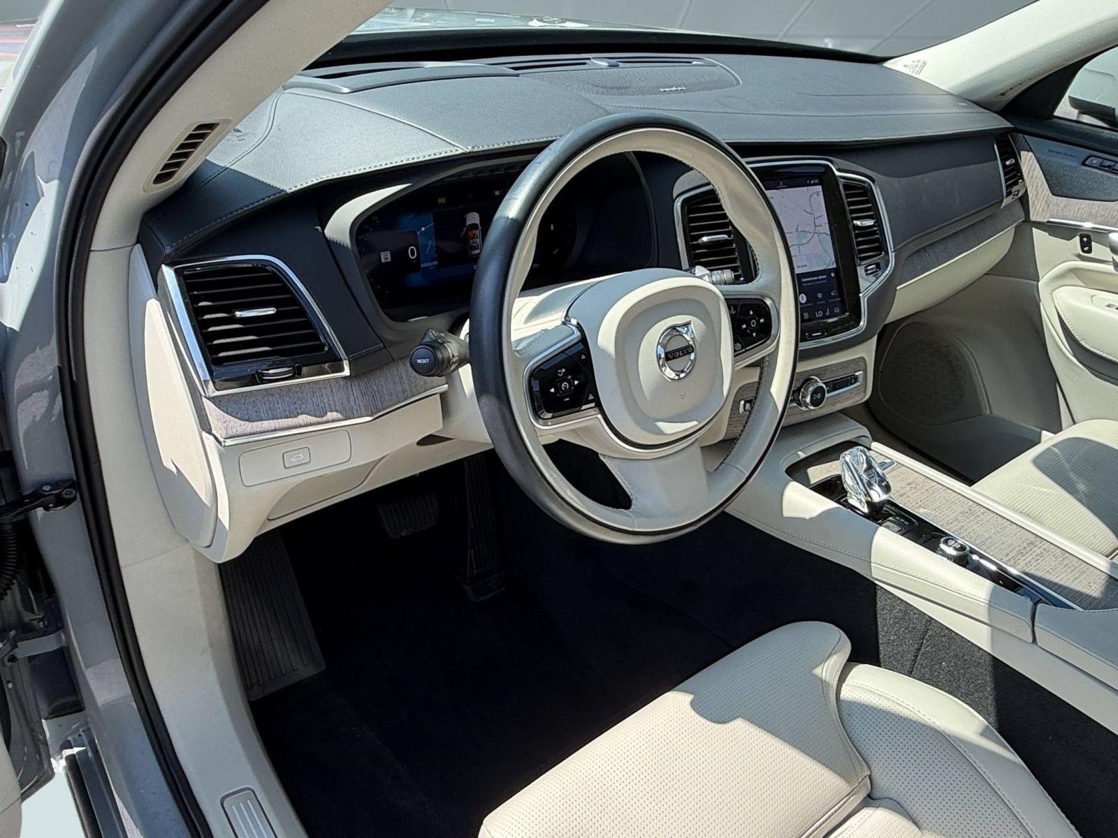 Certified 2024 Volvo XC90 B6 Ultimate AWD/4WD image 4