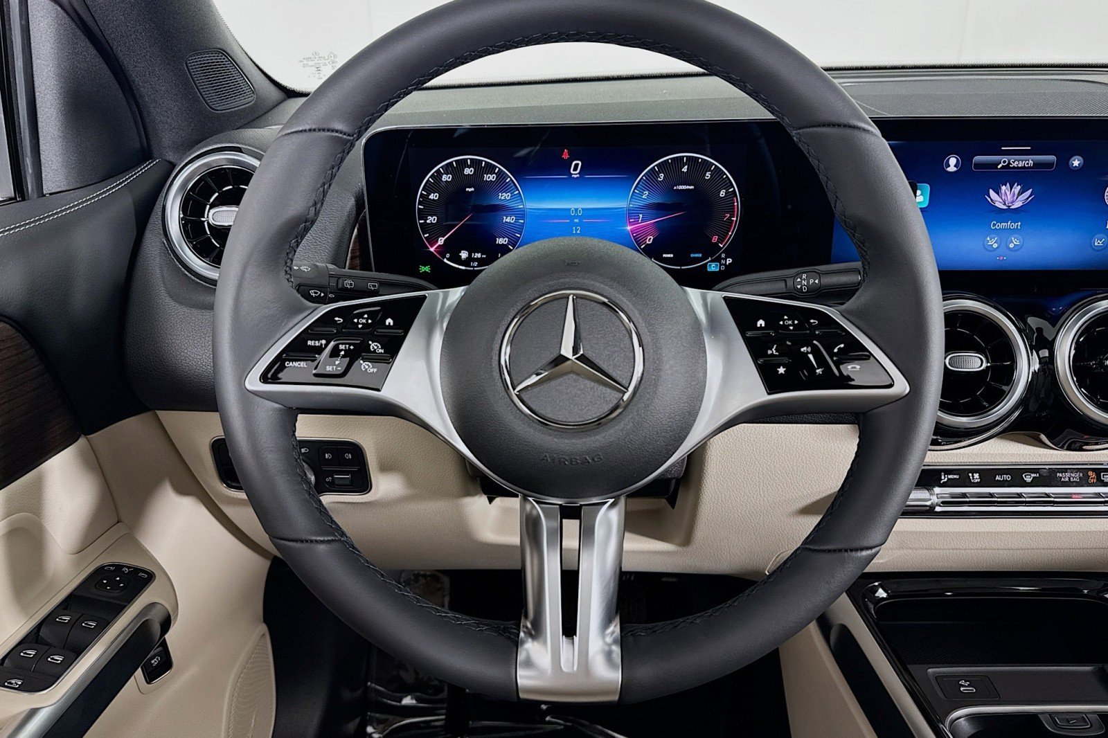New 2026 Mercedes-Benz GLB 250 image 17
