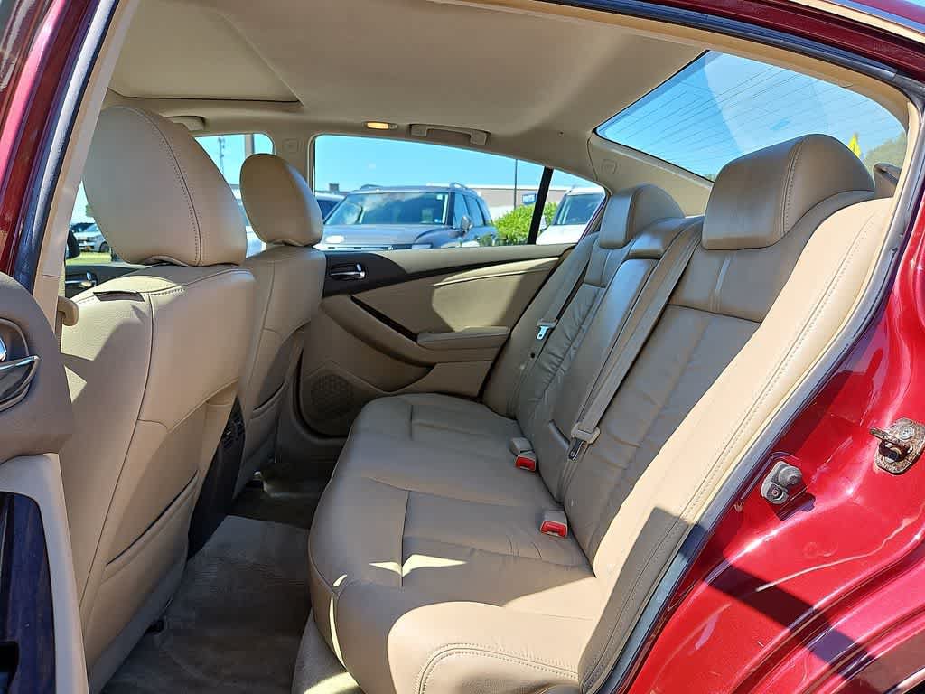 Used 2010 Nissan Altima 2.5 SL w/ Technology Pkg FWD image 9