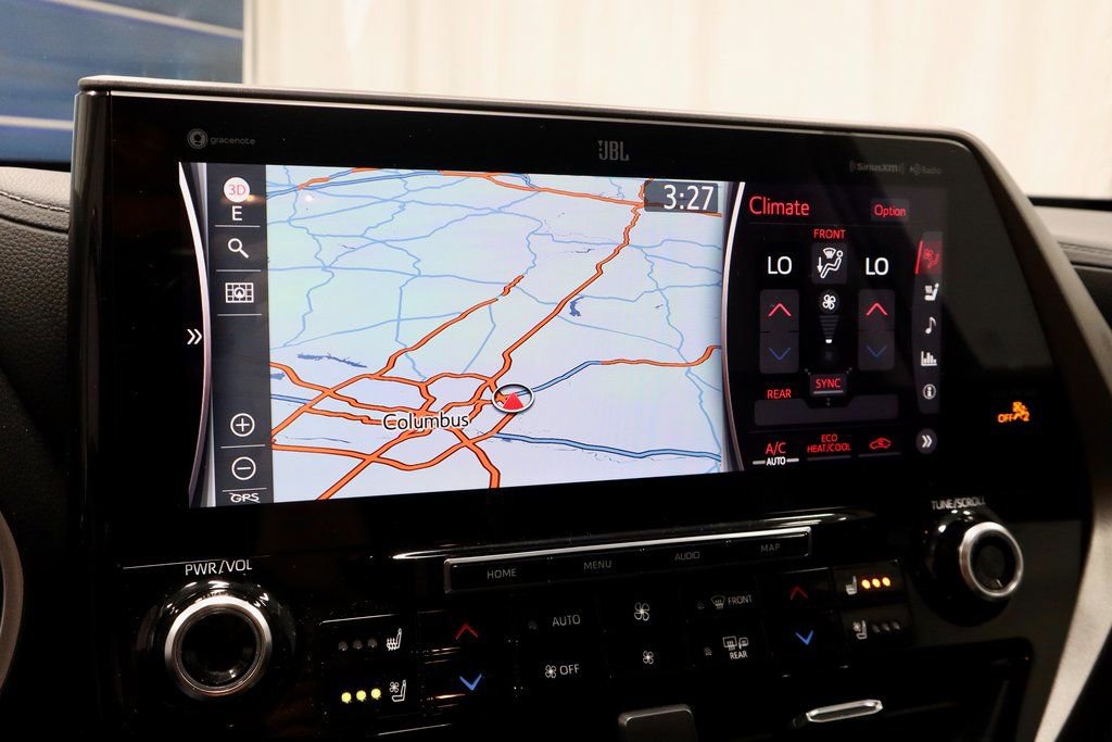 Used 2022 Toyota Highlander Limited image 4