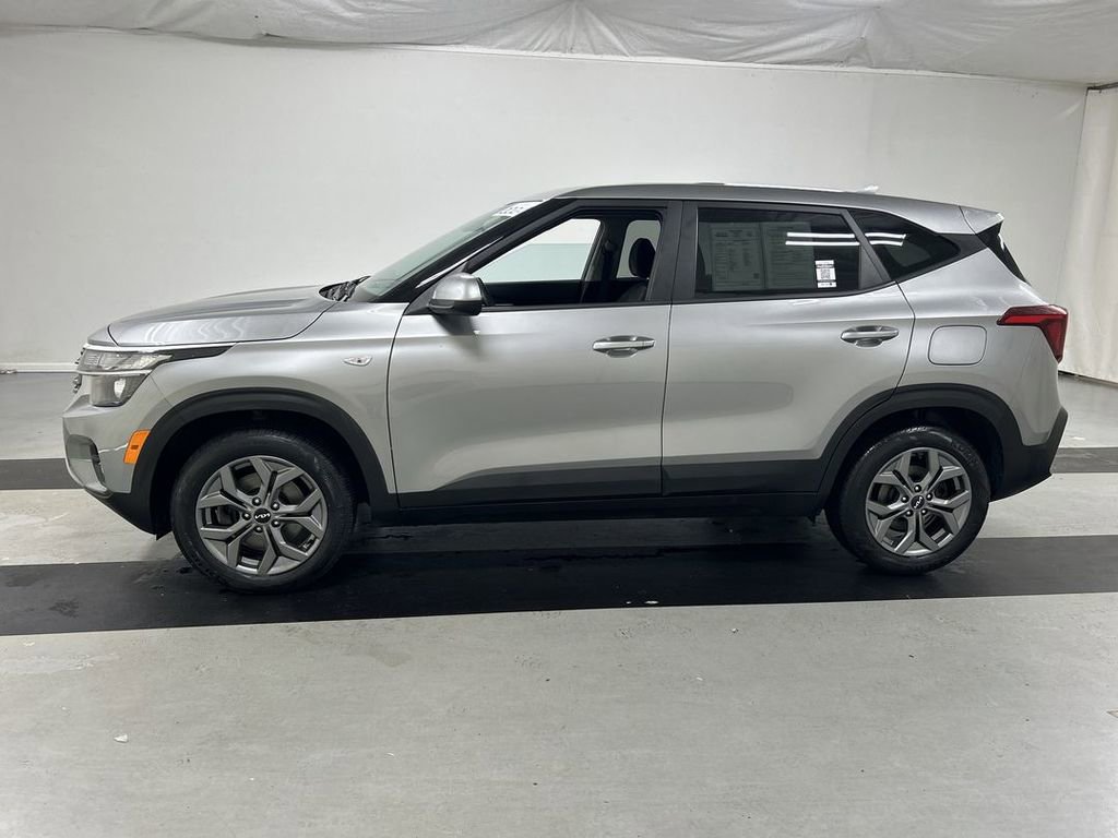 Certified 2024 Kia Seltos LX AWD/4WD image 6