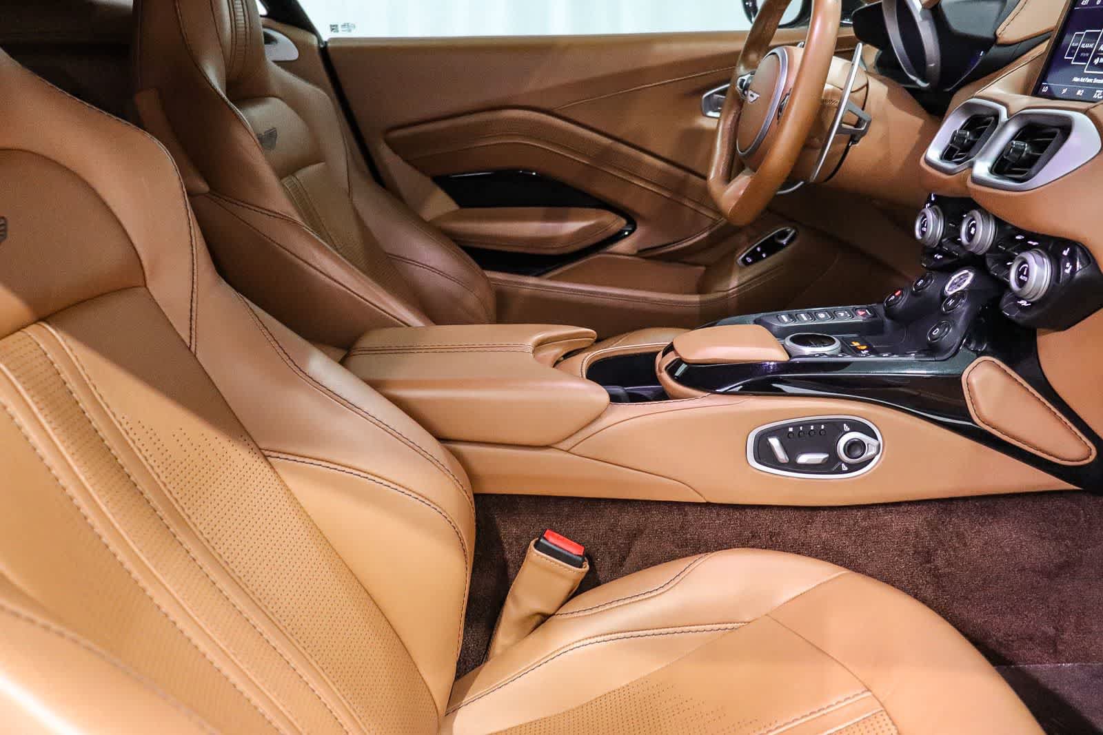 Used 2020 Aston Martin V8 Vantage Coupe RWD image 16