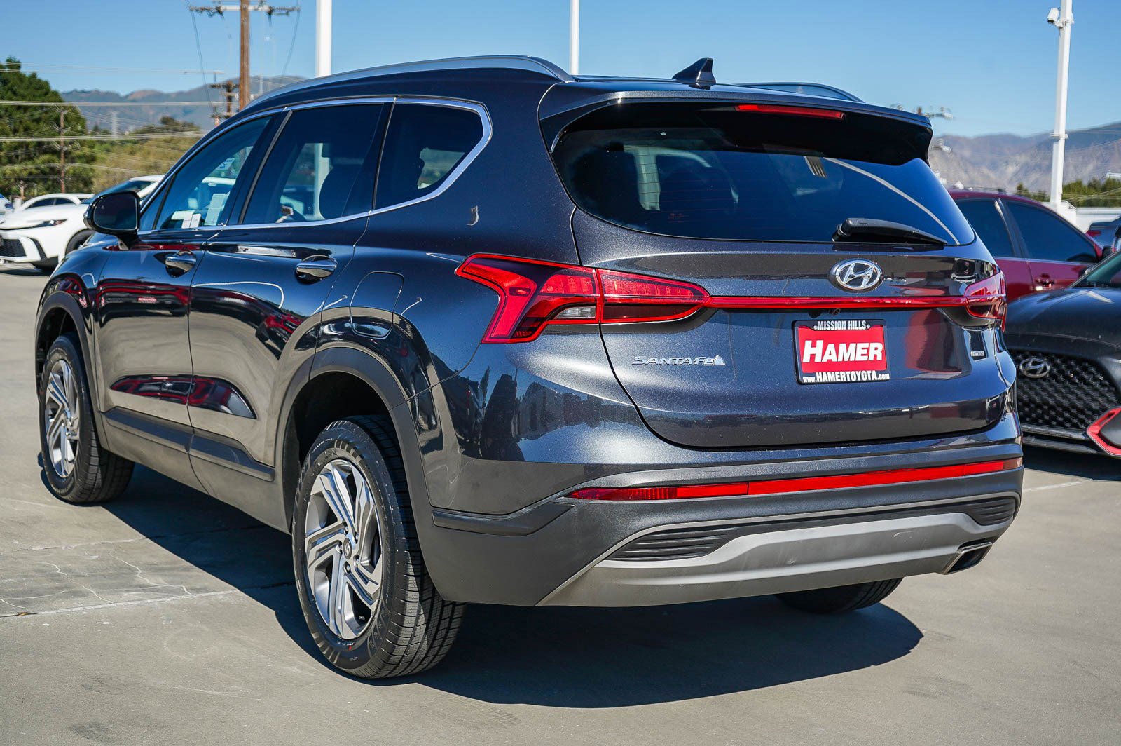 Used 2023 Hyundai Santa Fe SEL image 5