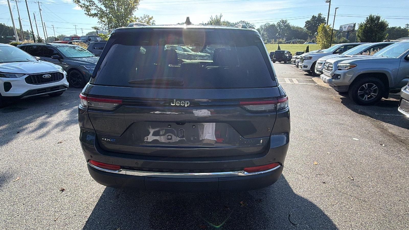 Used 2024 Jeep Grand Cherokee Limited 4xe AWD/4WD image 9