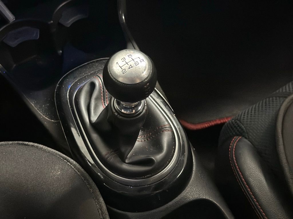 Used 2014 Honda CR-Z EX image 17