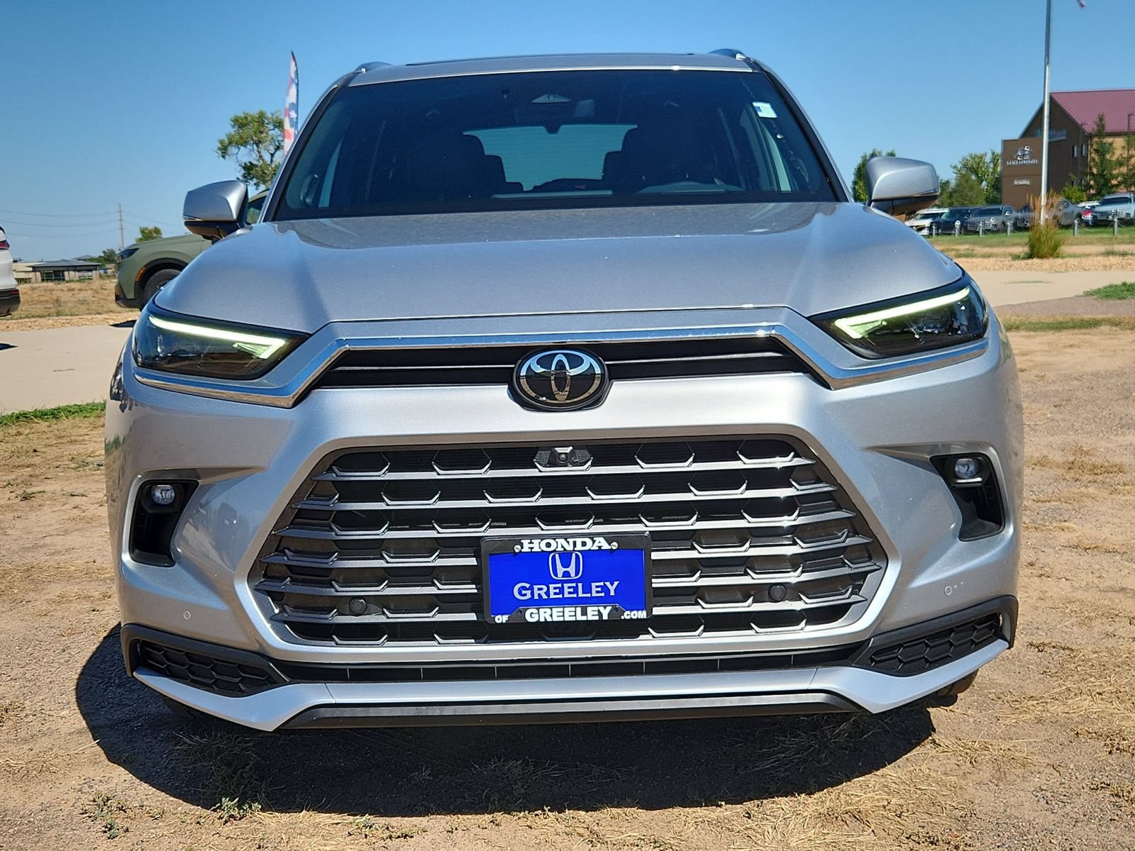 Used 2024 Toyota Grand Highlander AWD Hybrid image 9
