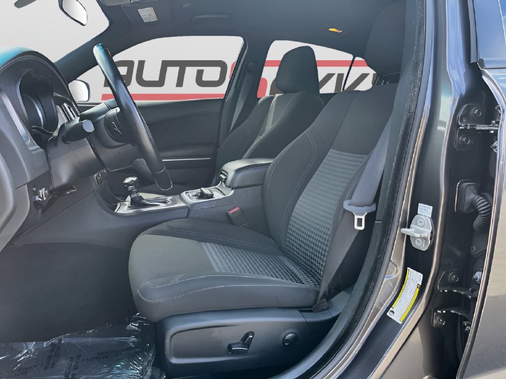 Used 2023 Dodge Charger SXT RWD image 20
