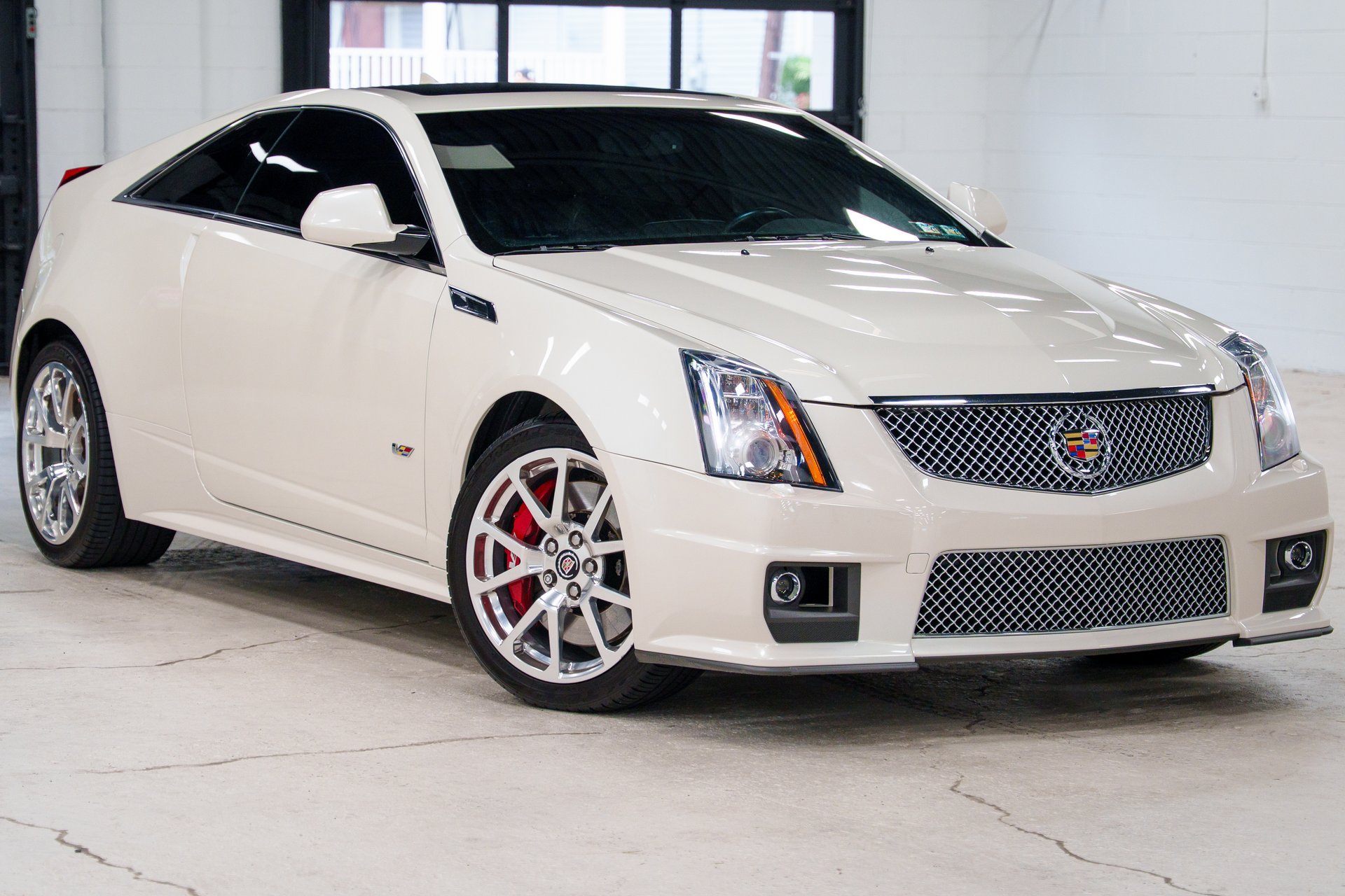 Used 2013 Cadillac CTS V RWD image 24