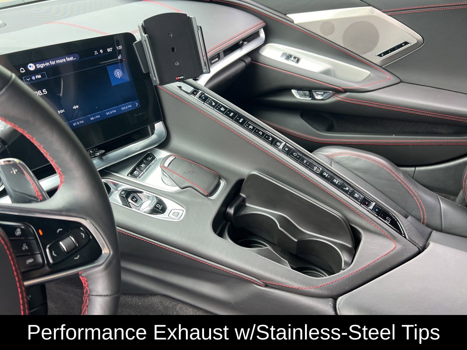 Used 2025 Chevrolet Corvette Stingray Premium Cpe w/ Z51 Performance Package image 28