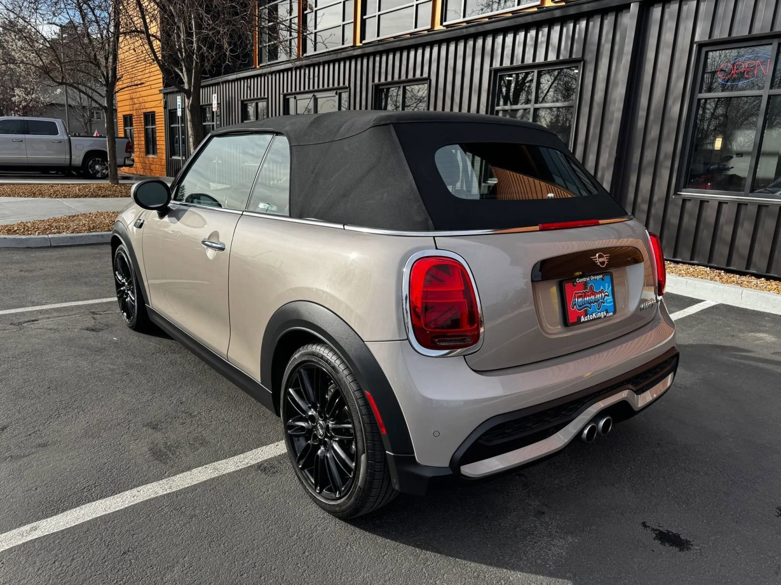 Used 2024 MINI Cooper S image 4