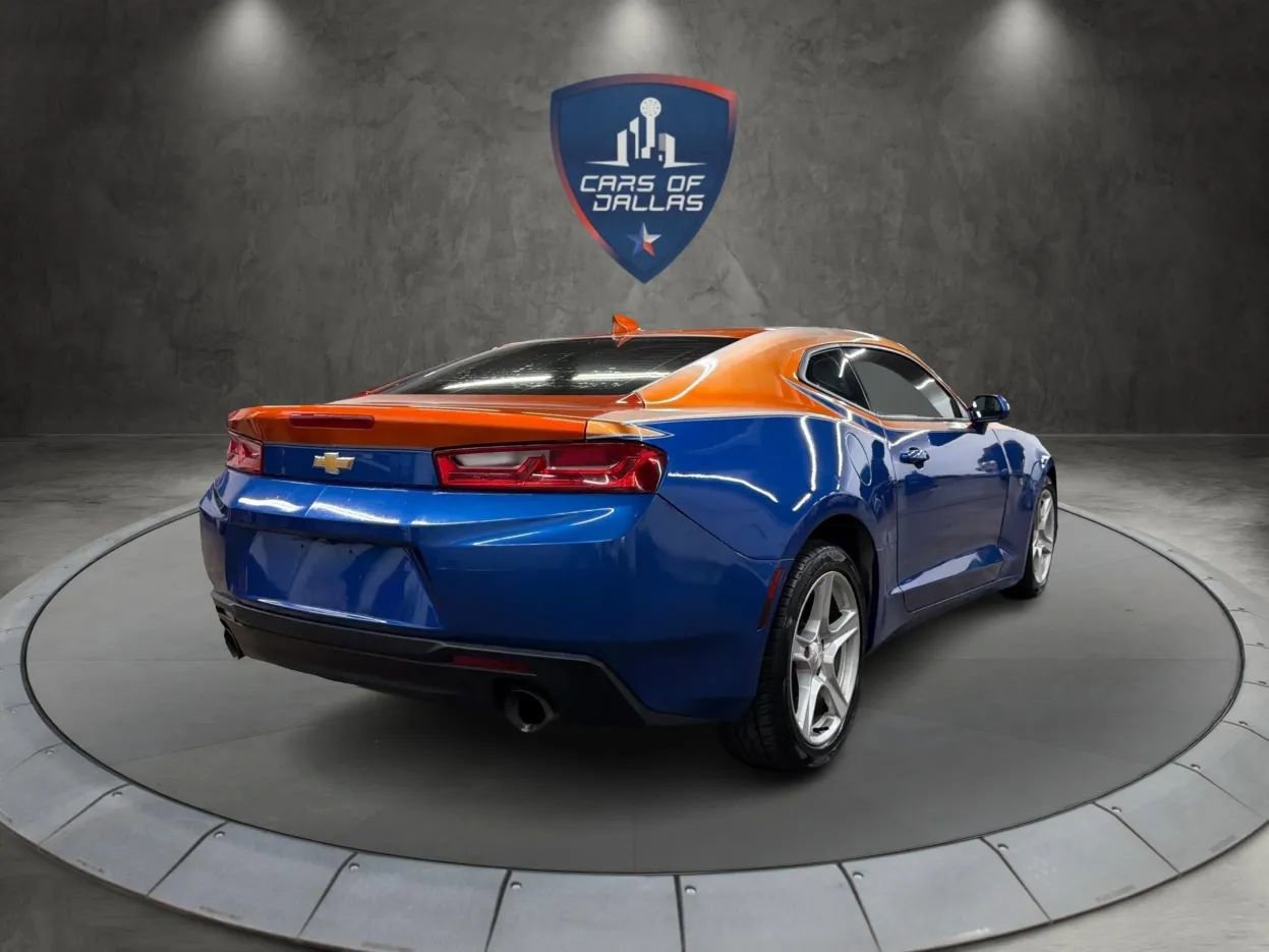 Used 2018 Chevrolet Camaro LT image 5
