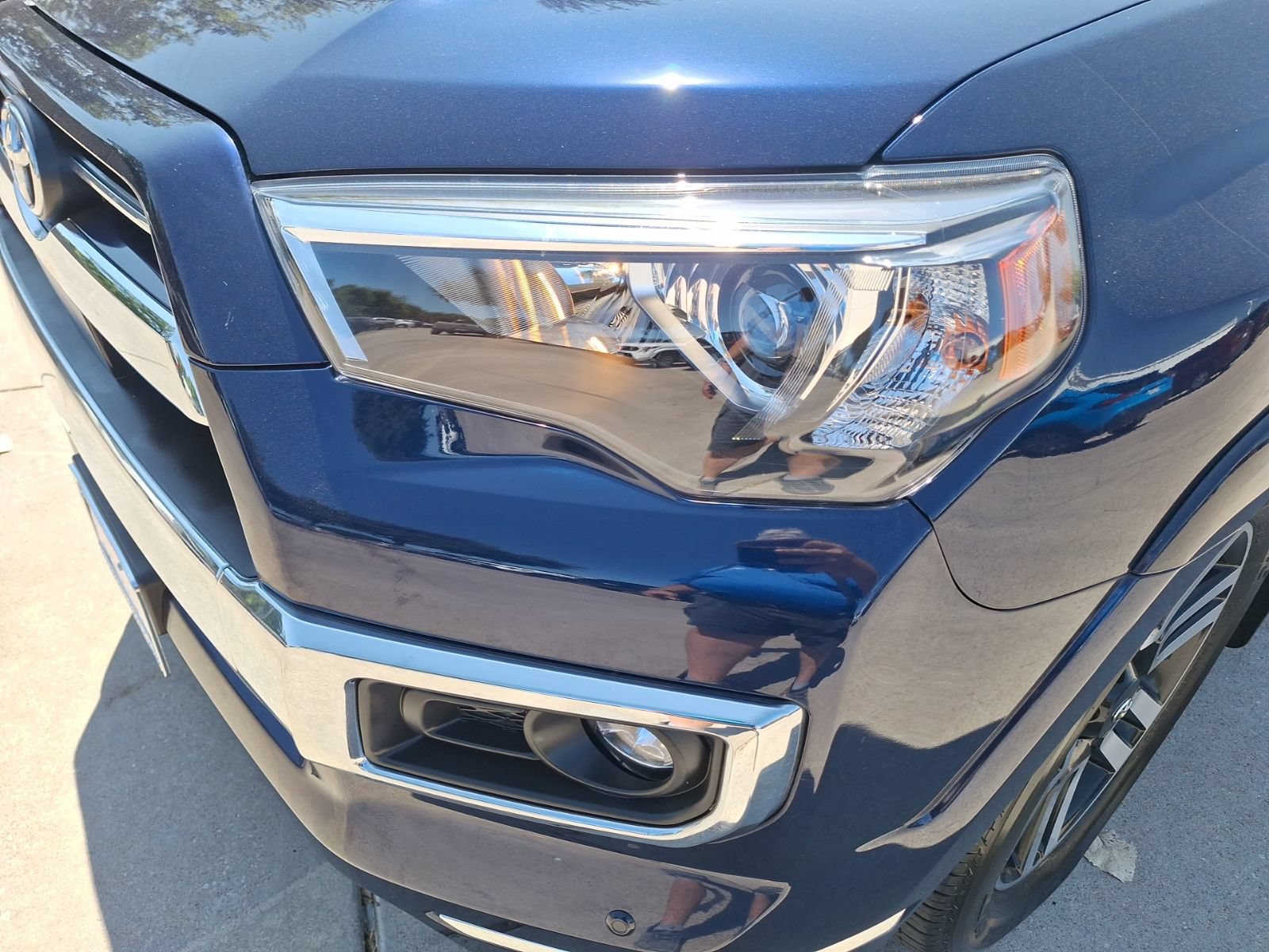 Used 2024 Toyota 4Runner Limited AWD/4WD image 10