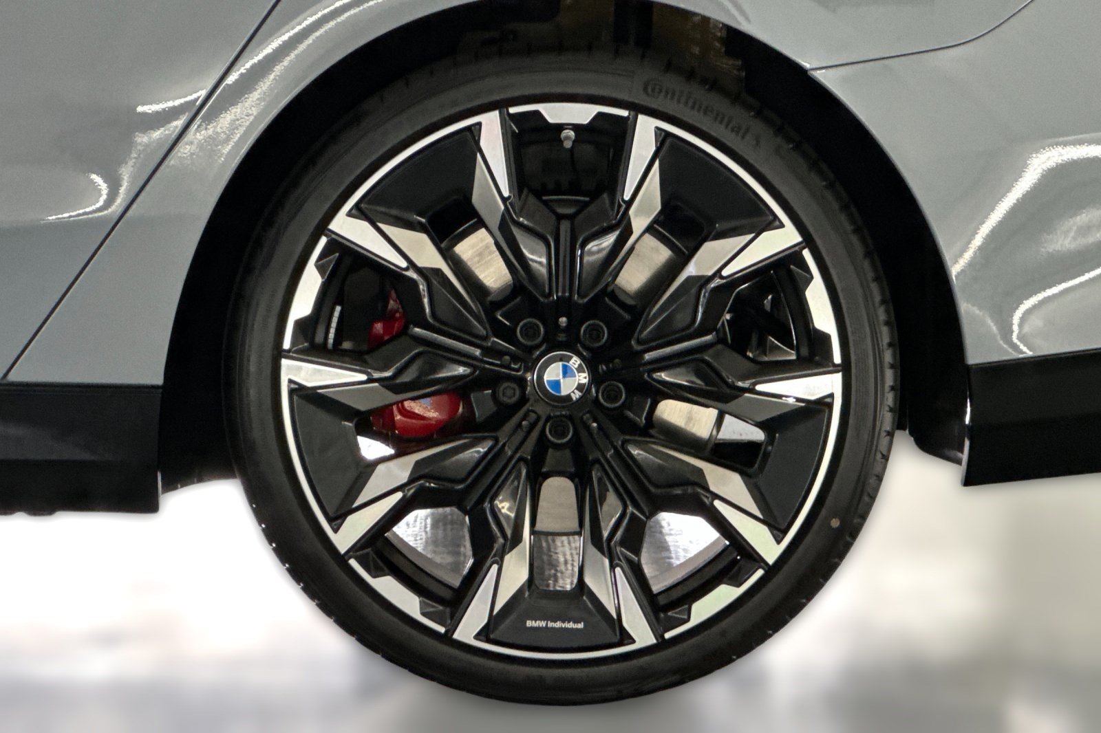 Used 2026 BMW 530i w/ M Sport Package RWD image 11