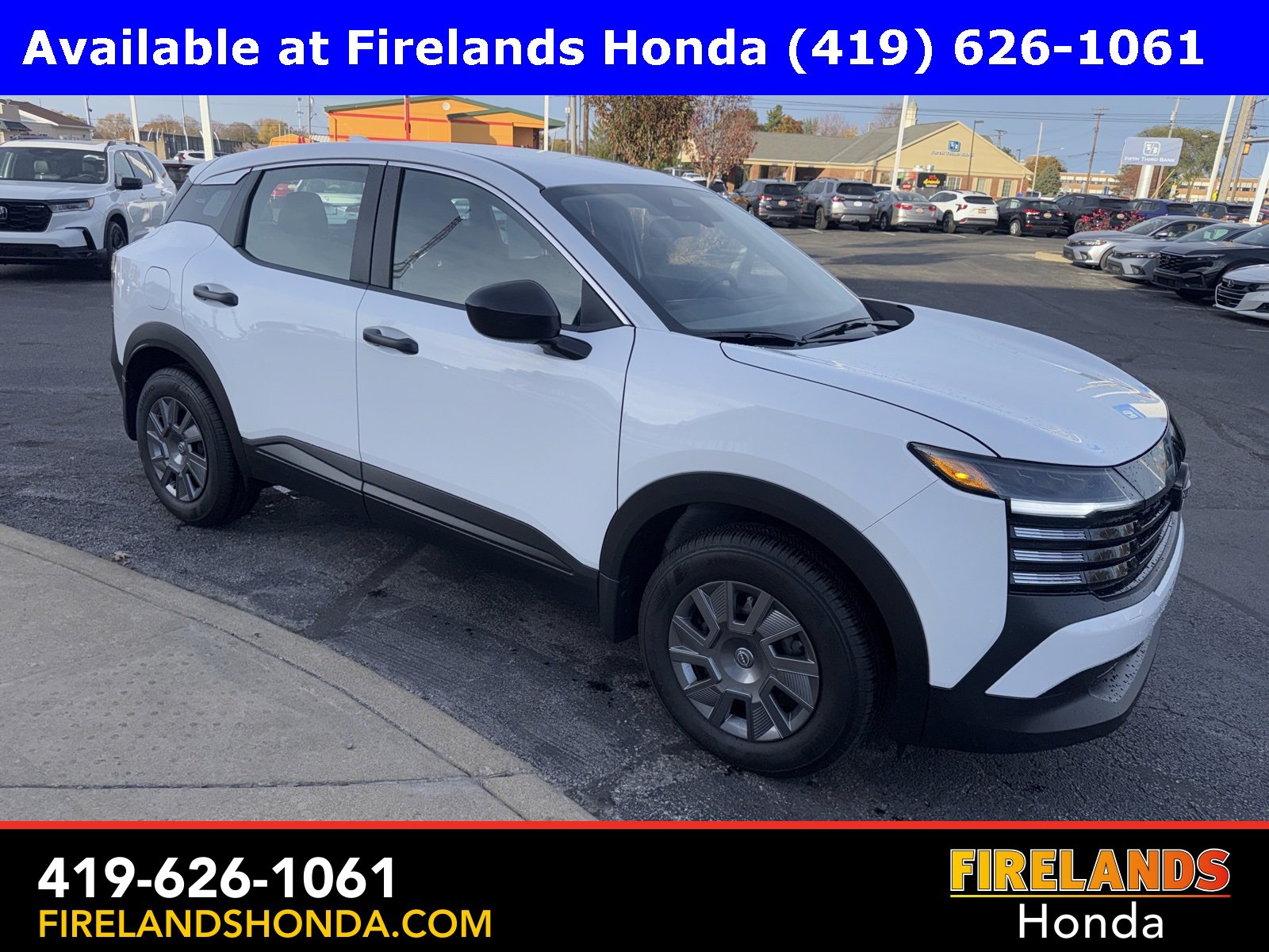 Used 2025 Nissan Kicks S image 6