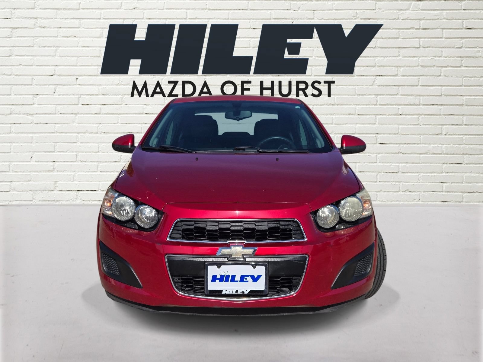 Used 2015 Chevrolet Sonic LT FWD image 2