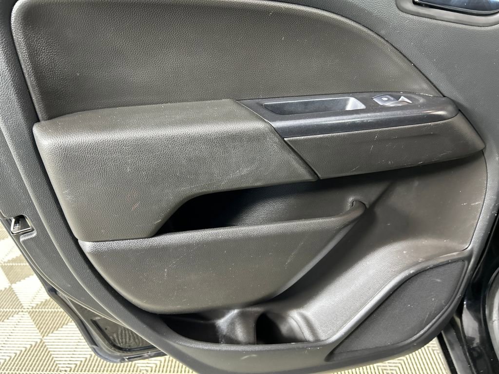 Used 2020 Chevrolet Colorado LT image 17