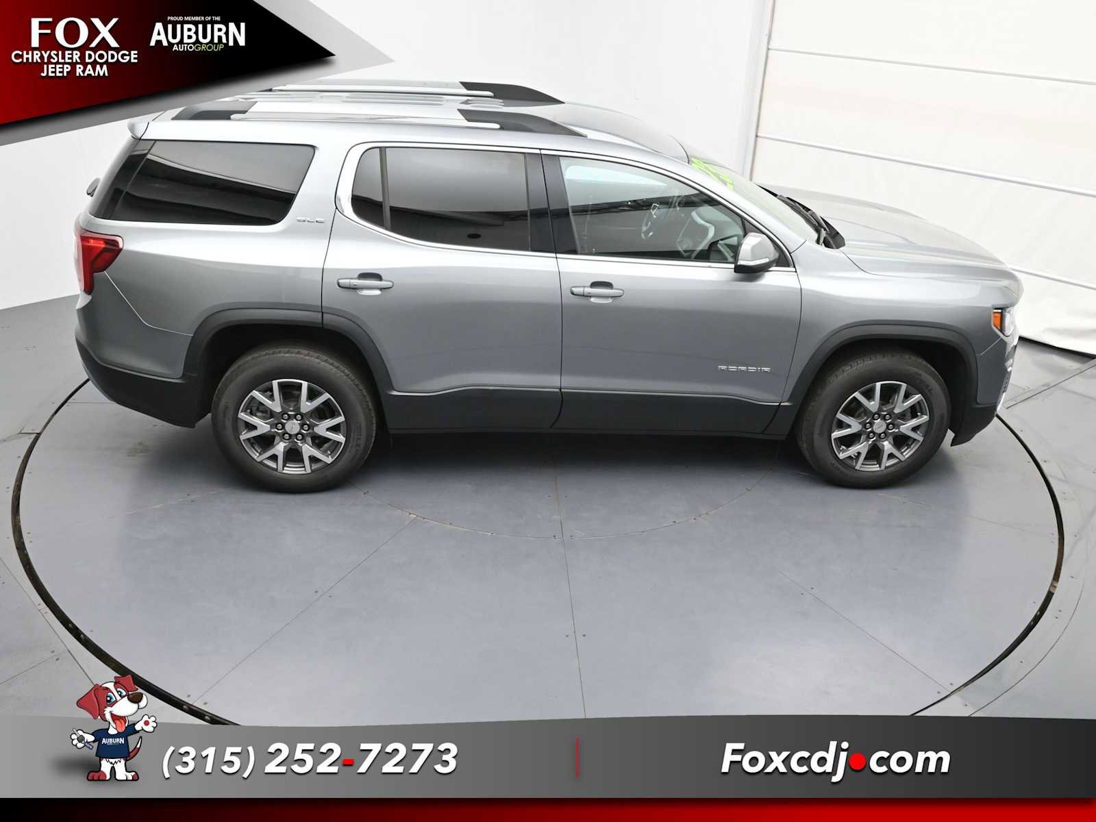Used 2023 GMC Acadia SLE w/ Driver Convenience Package image 28