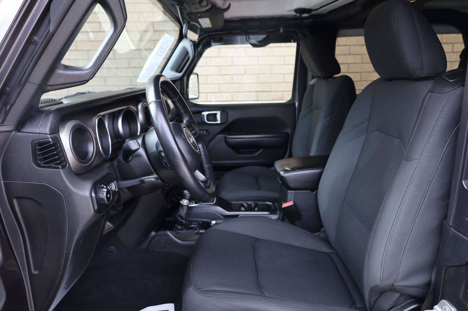 Used 2021 Jeep Wrangler Sport AWD/4WD image 16