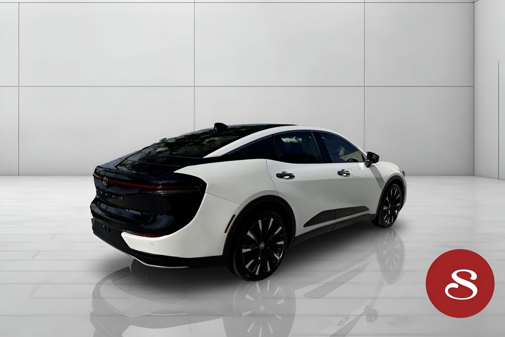 Used 2024 Toyota Crown Platinum image 8