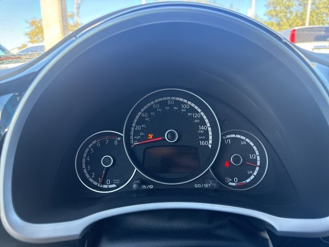 Used 2014 Volkswagen Beetle 2.5 image 5