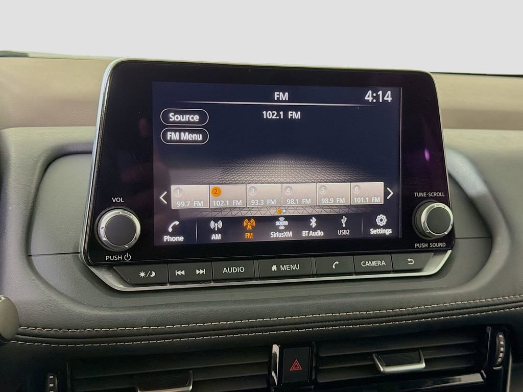 Used 2022 Nissan Rogue SV image 16