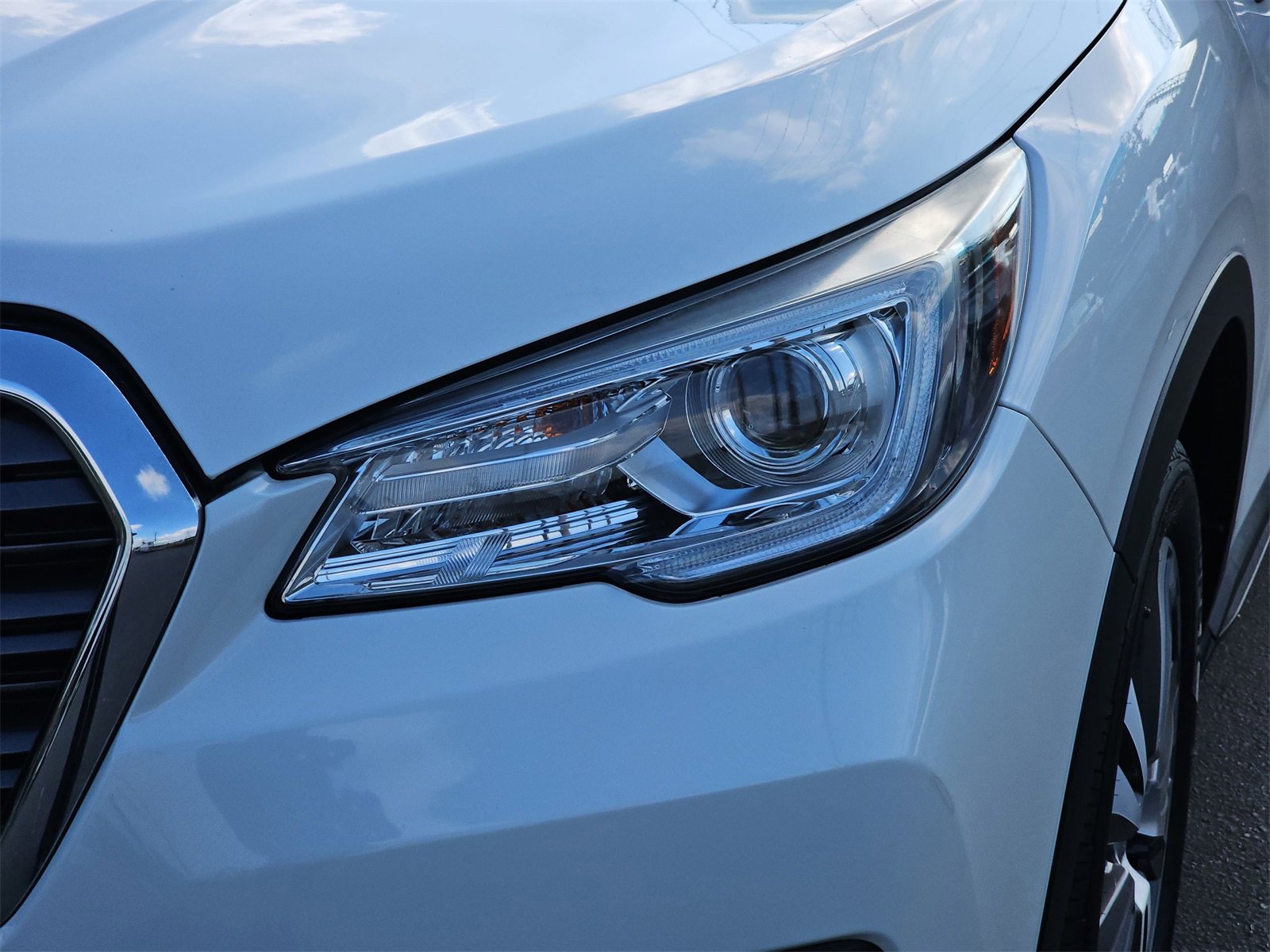 Used 2022 Subaru Ascent Limited w/ Technology Package image 35