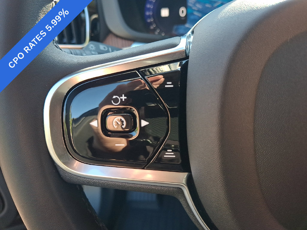 Certified 2024 Volvo XC60 B5 Plus w/ Protection Package Premier AWD/4WD image 22