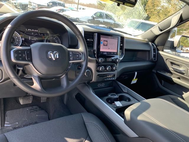 New 2026 RAM 1500 Express AWD/4WD image 12