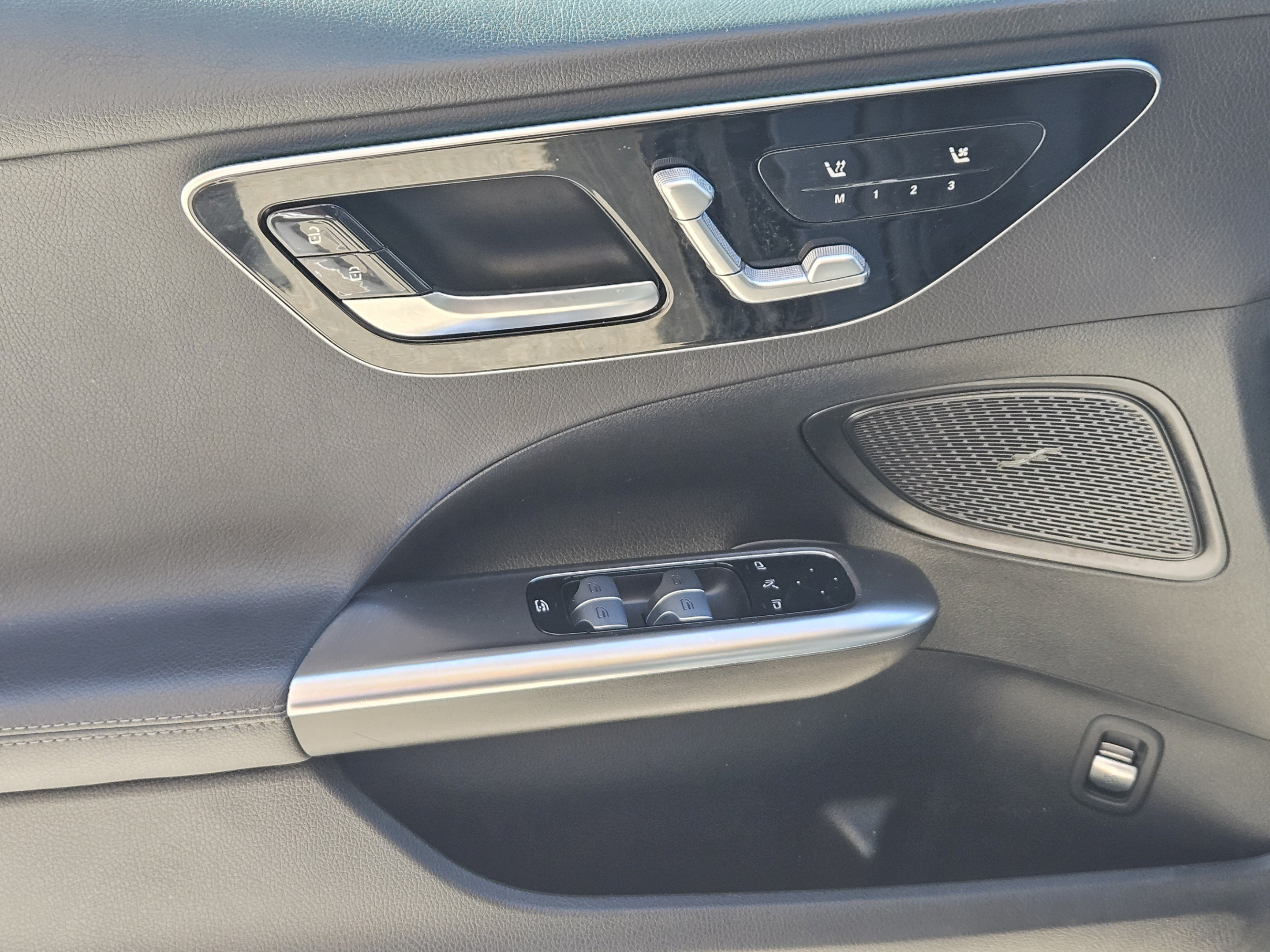 Certified 2023 Mercedes-Benz C 300 Sedan image 19