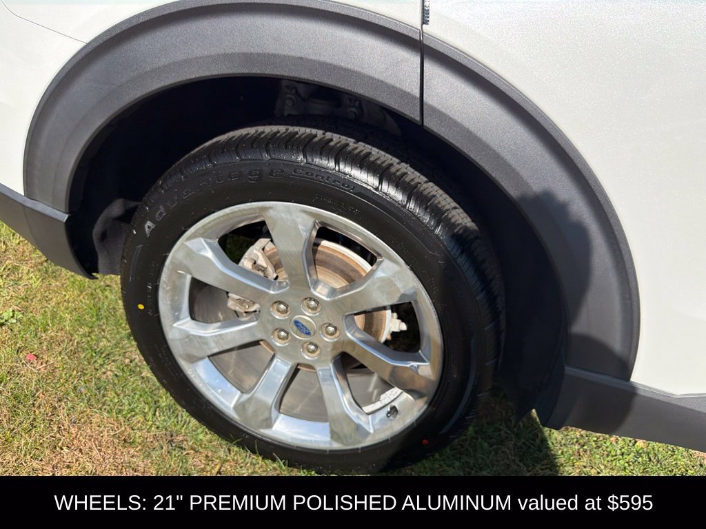Used 2020 Ford Explorer Platinum w/ Premium Technology Package AWD/4WD image 5