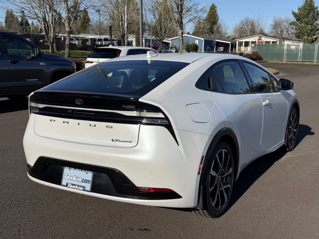 Used 2024 Toyota Prius Prime image 8