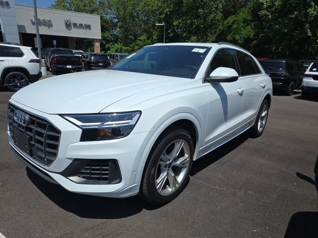 Used 2022 Audi Q8 Premium AWD/4WD image 5