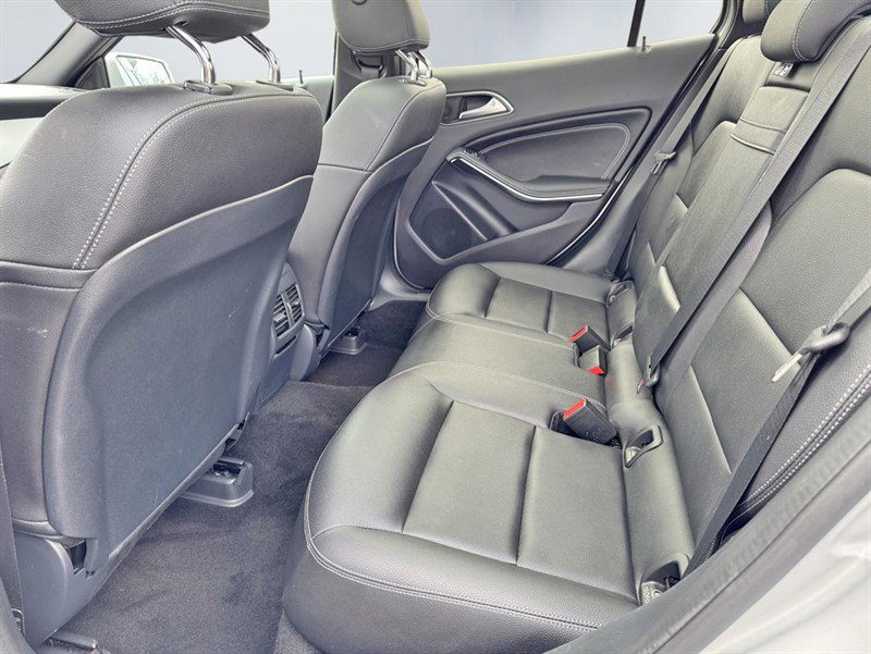 Used 2017 Mercedes-Benz GLA 250 4MATIC image 20