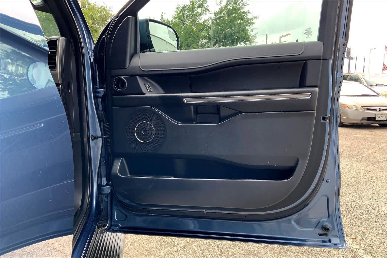 Used 2019 Ford Expedition XLT w/ Equipment Group 201A image 22