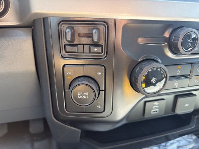 New 2026 Ford F550 4x4 Regular Cab Super Duty image 33