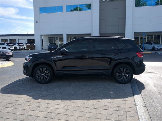 Certified 2023 Volkswagen Taos S image 6