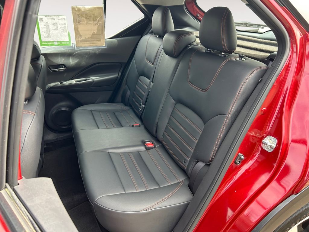 Used 2019 Nissan Kicks SR w/ SR Premium Package image 11