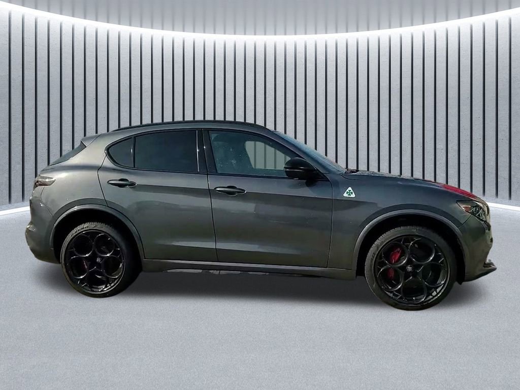 Used 2024 Alfa Romeo Stelvio Quadrifoglio w/ Active Assist Plus Package image 4