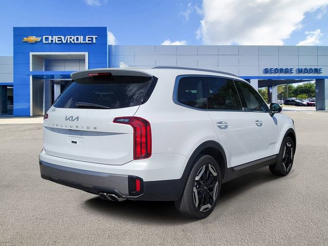 Used 2025 Kia Telluride S image 4