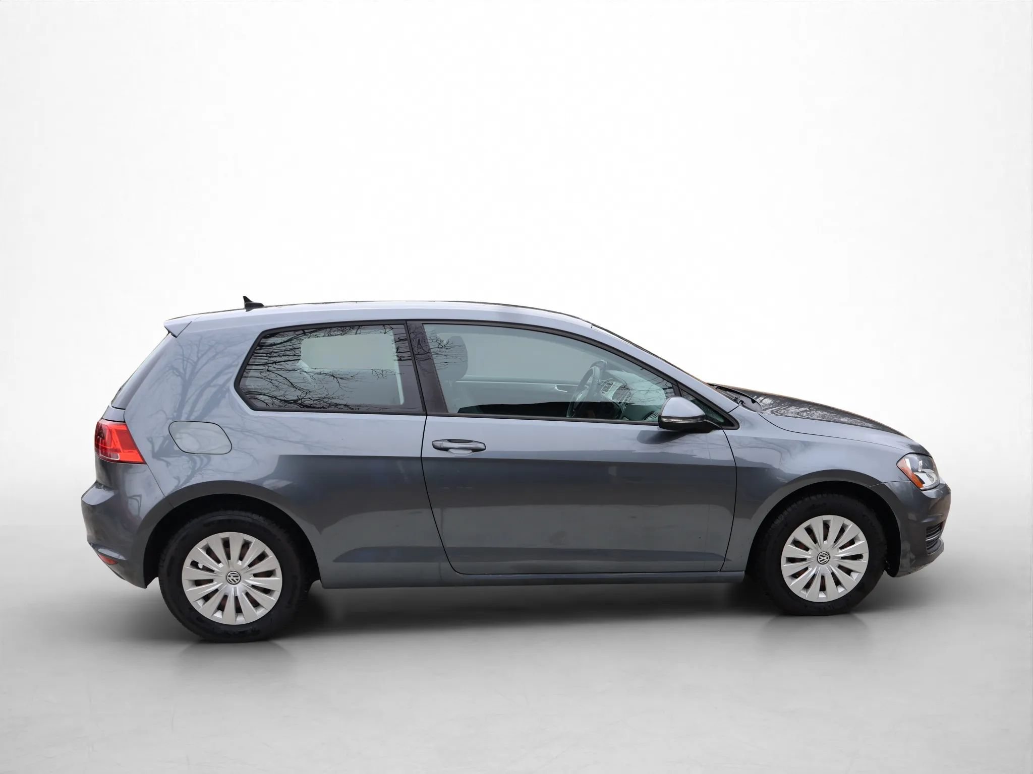 Used 2015 Volkswagen Golf Launch Edition FWD image 6