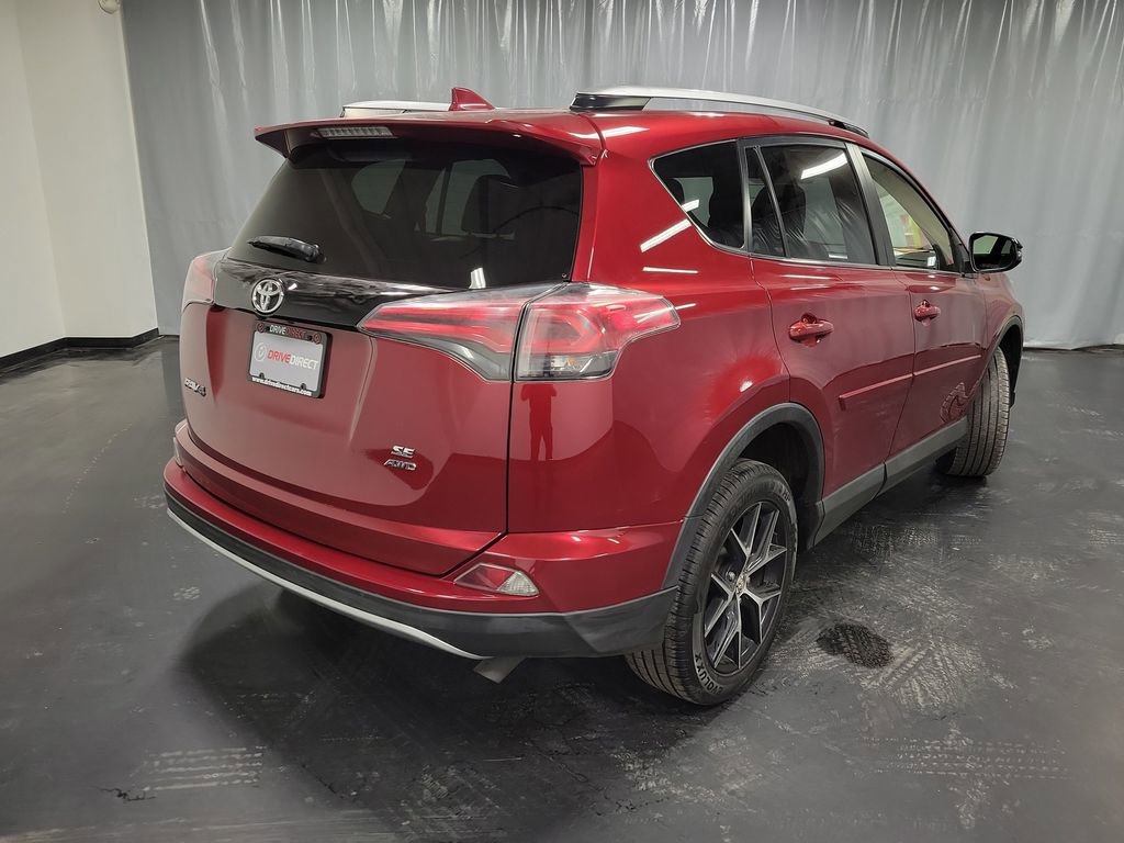Used 2018 Toyota RAV4 SE w/ Power Extra Value Package image 8