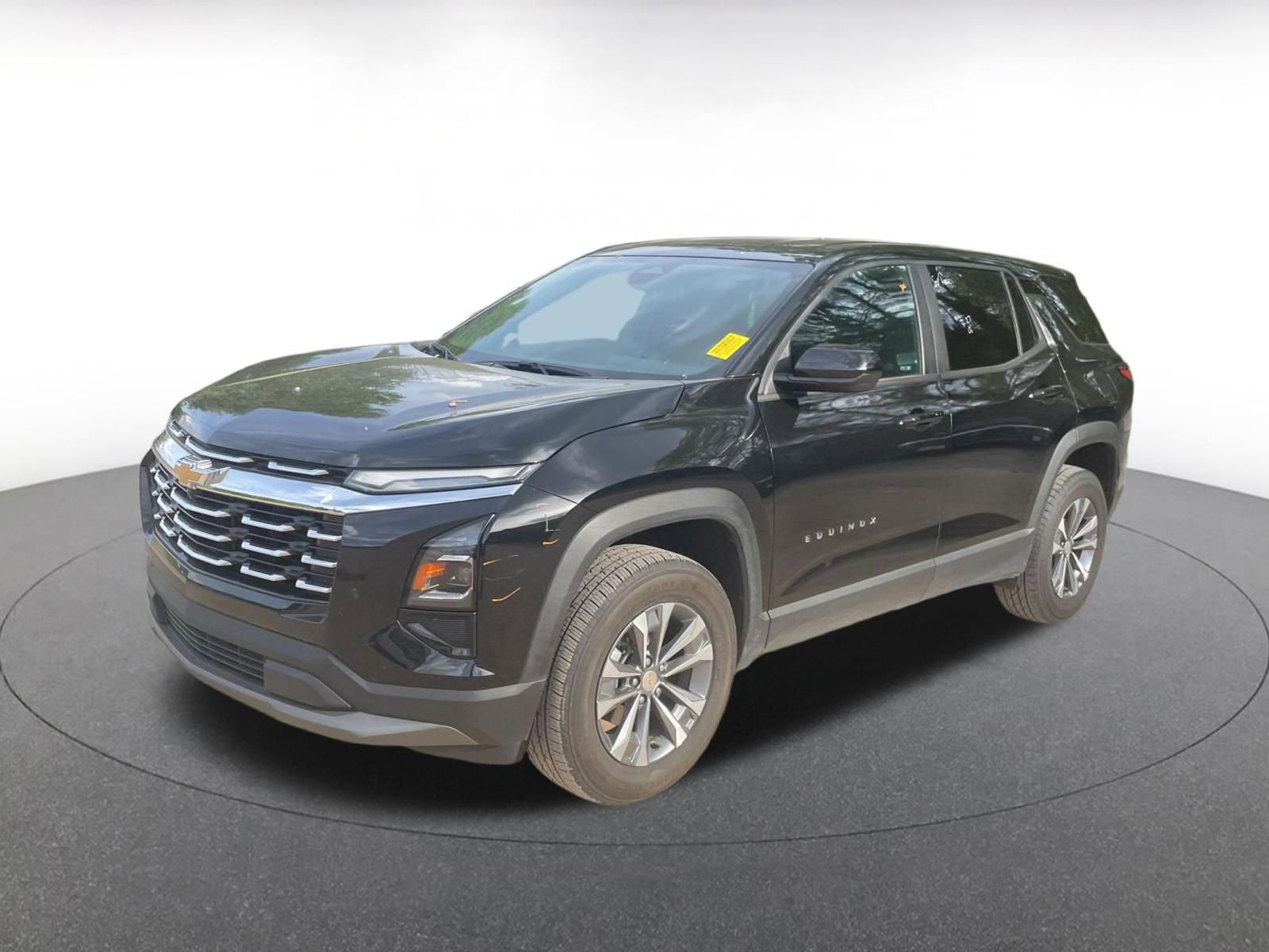 Used 2025 Chevrolet Equinox LT FWD image 7