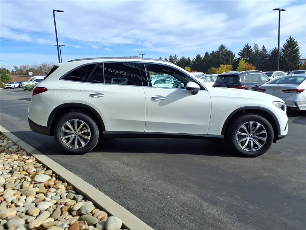 New 2026 Mercedes-Benz GLC 300 4MATIC image 7