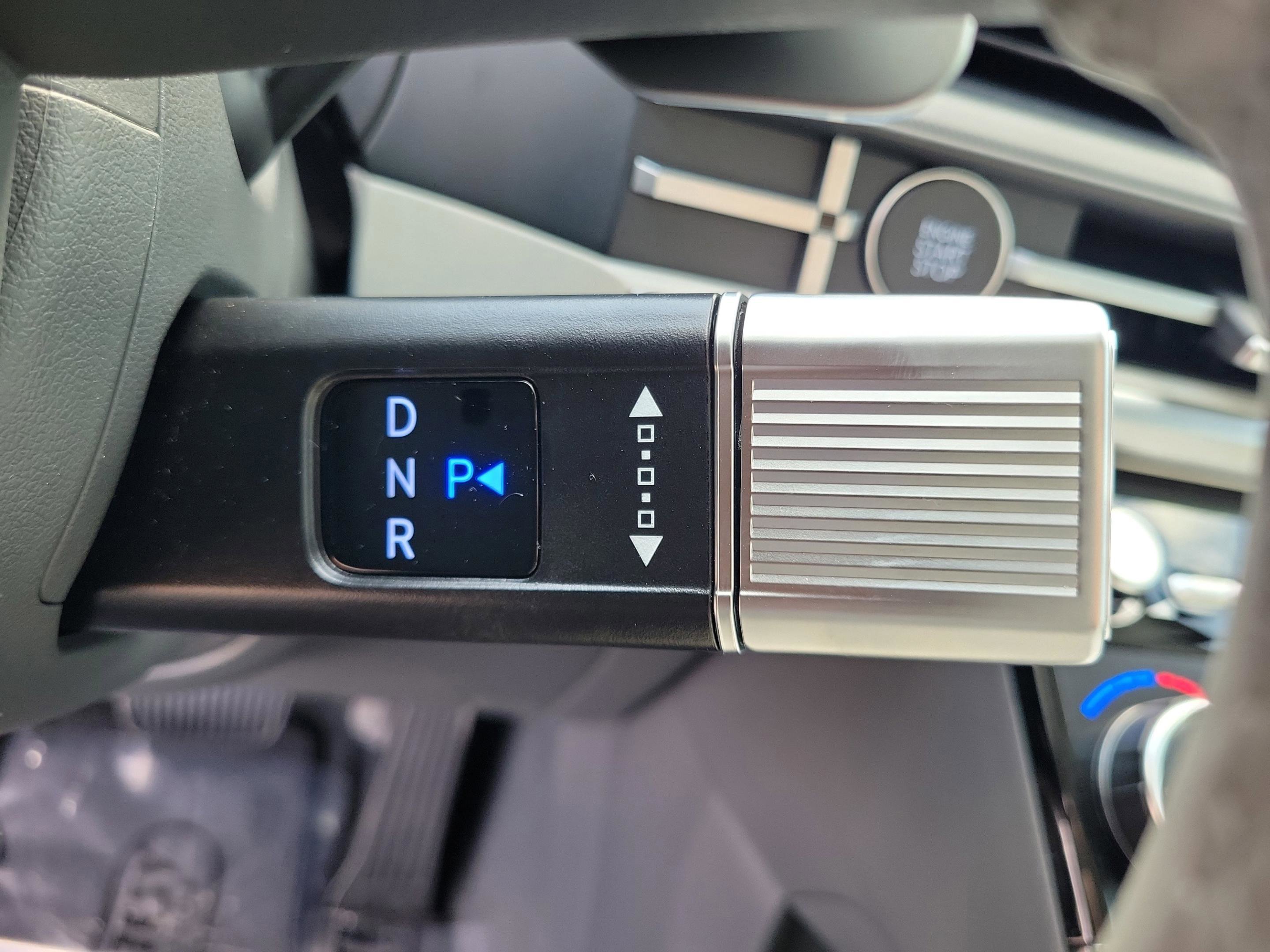 New 2026 Hyundai Santa Fe SE image 30