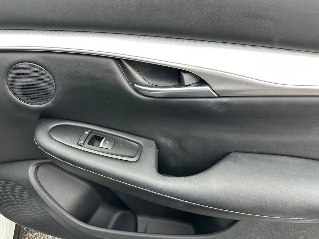 Used 2021 INFINITI QX50 Luxe w/ Appearance Package image 37