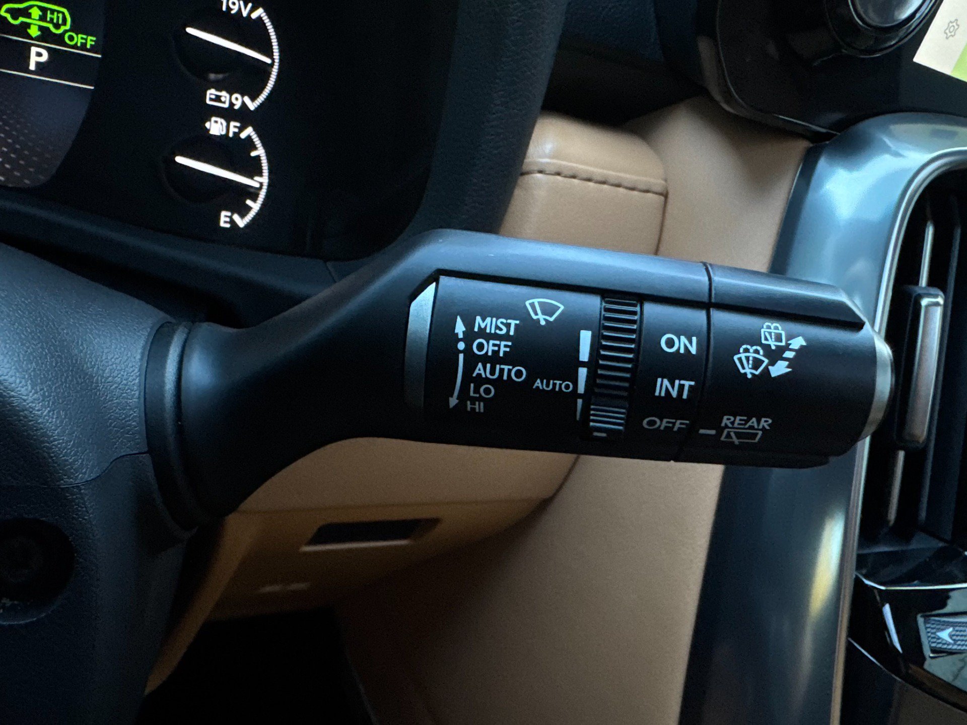 Used 2024 Lexus LX 600 4WD w/ Luxury Package image 65