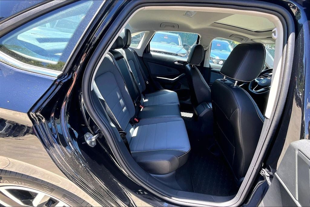 New 2026 Volkswagen Jetta SE FWD image 20