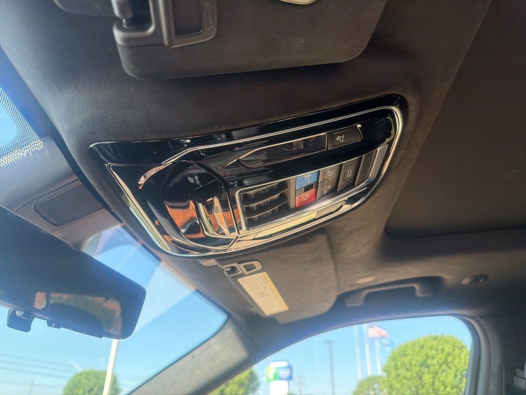 Used 2024 Jeep Grand Cherokee L Summit AWD/4WD image 14