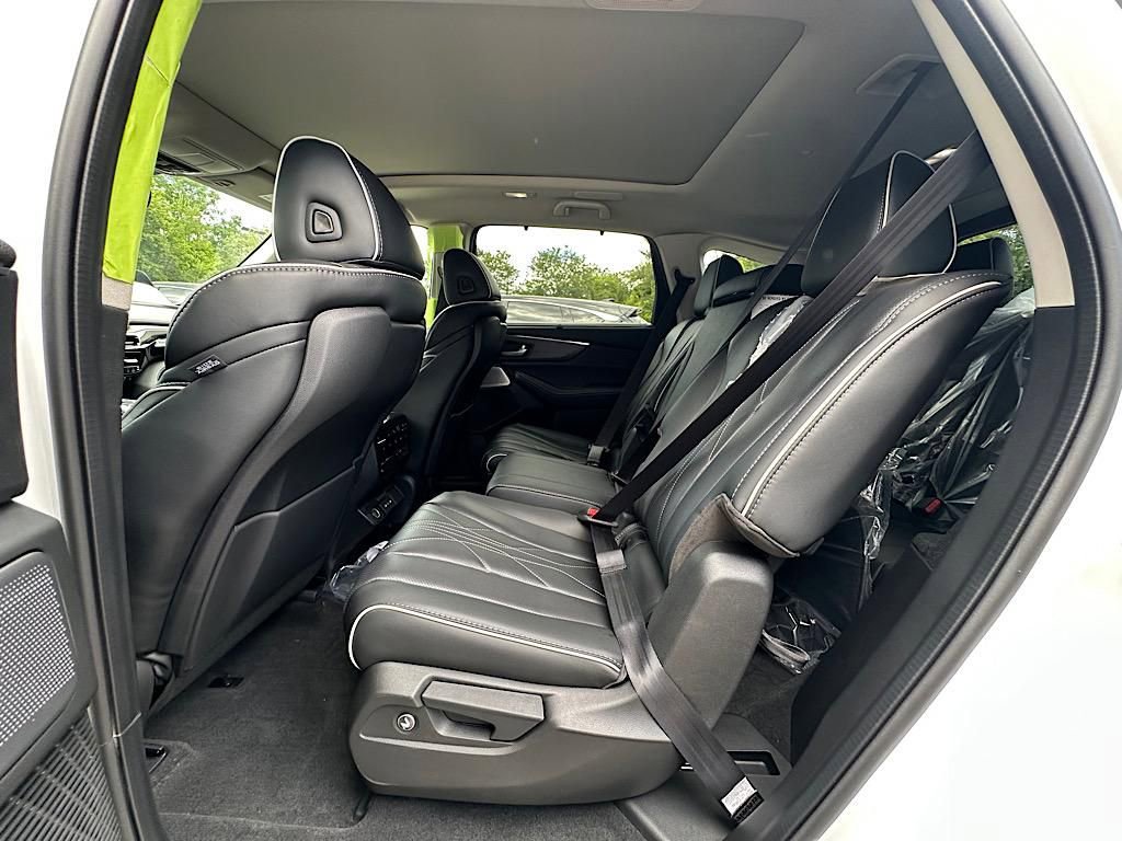 New 2026 Acura MDX w/ Advance Package image 11